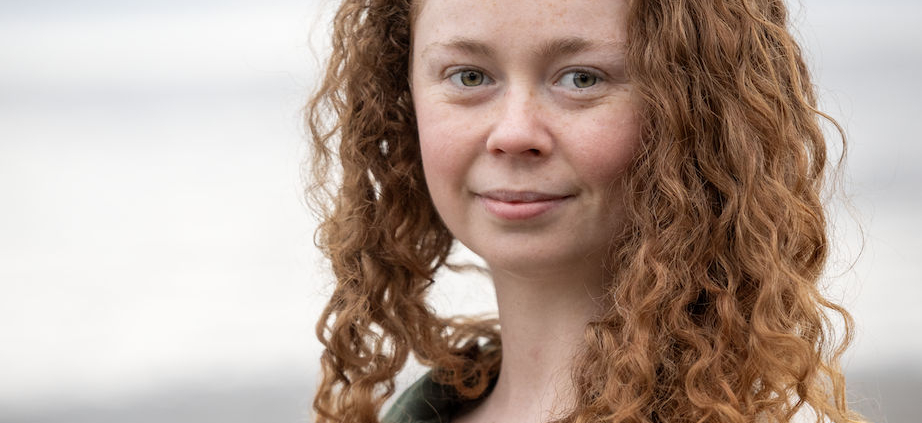 Lindsey Walker headshot